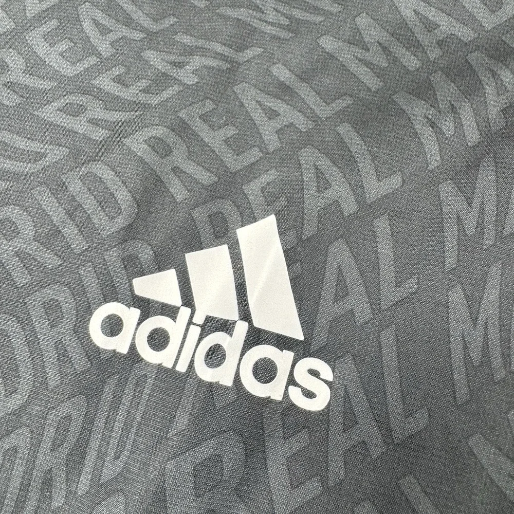 Adidas Real Madrid DNA Spellout AOP Windbreaker Jacket Mens Size 2XL EUC Rare
